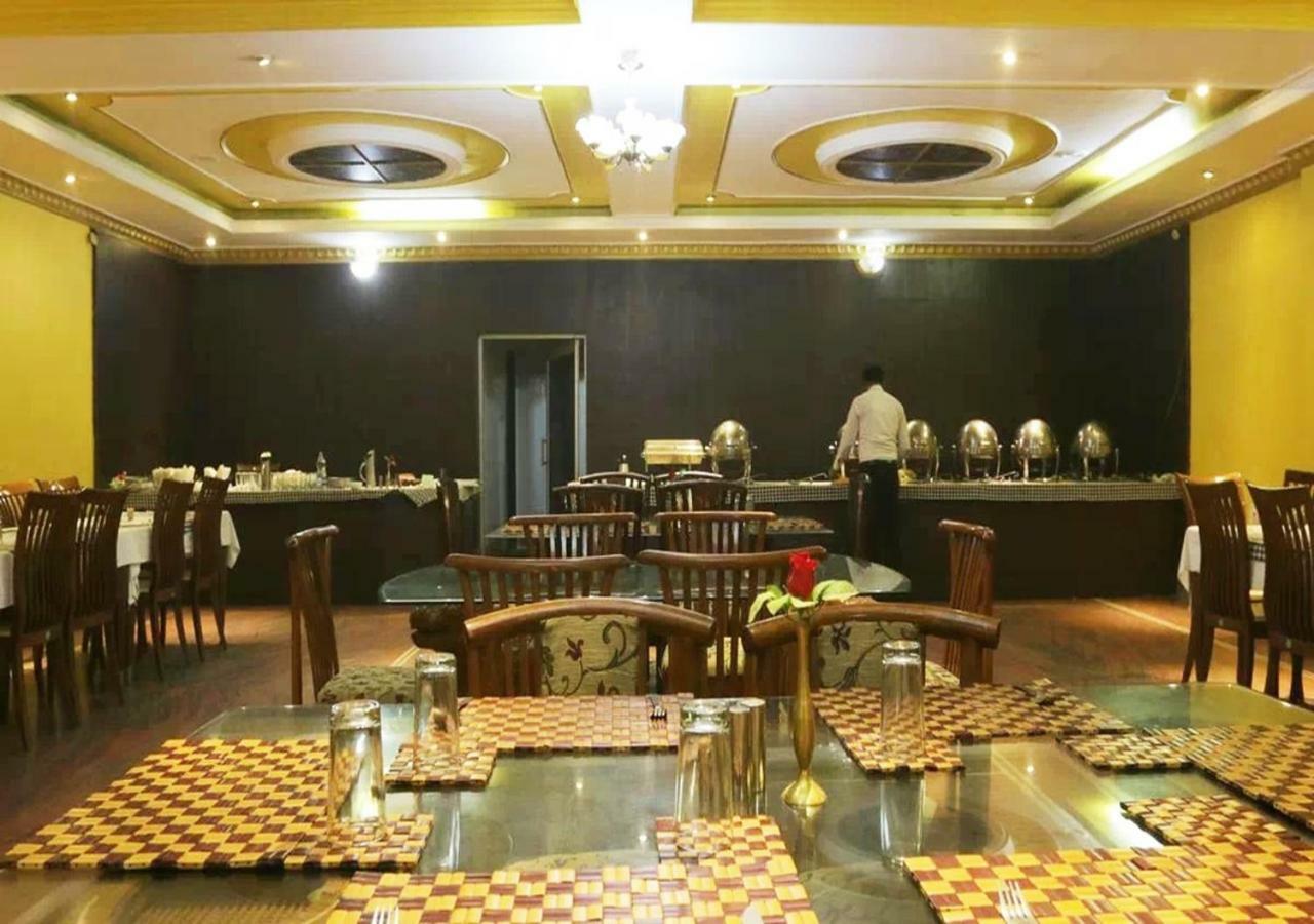 Hotel Tokyo Vihar Bodh Gaja Zewnętrze zdjęcie